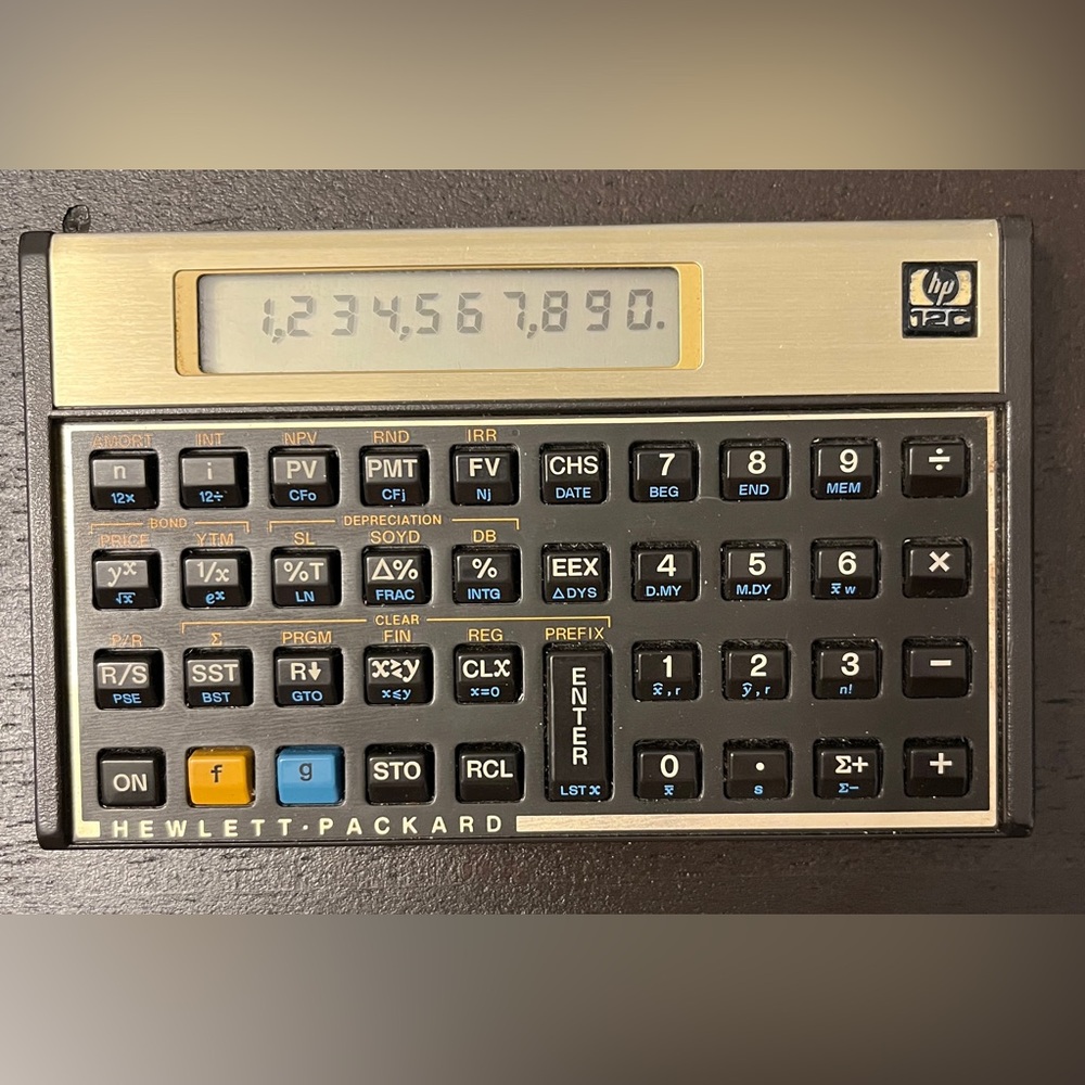 Hewlett Packard HP12C HP  12C Financial Banking Real Estate Calculator with case